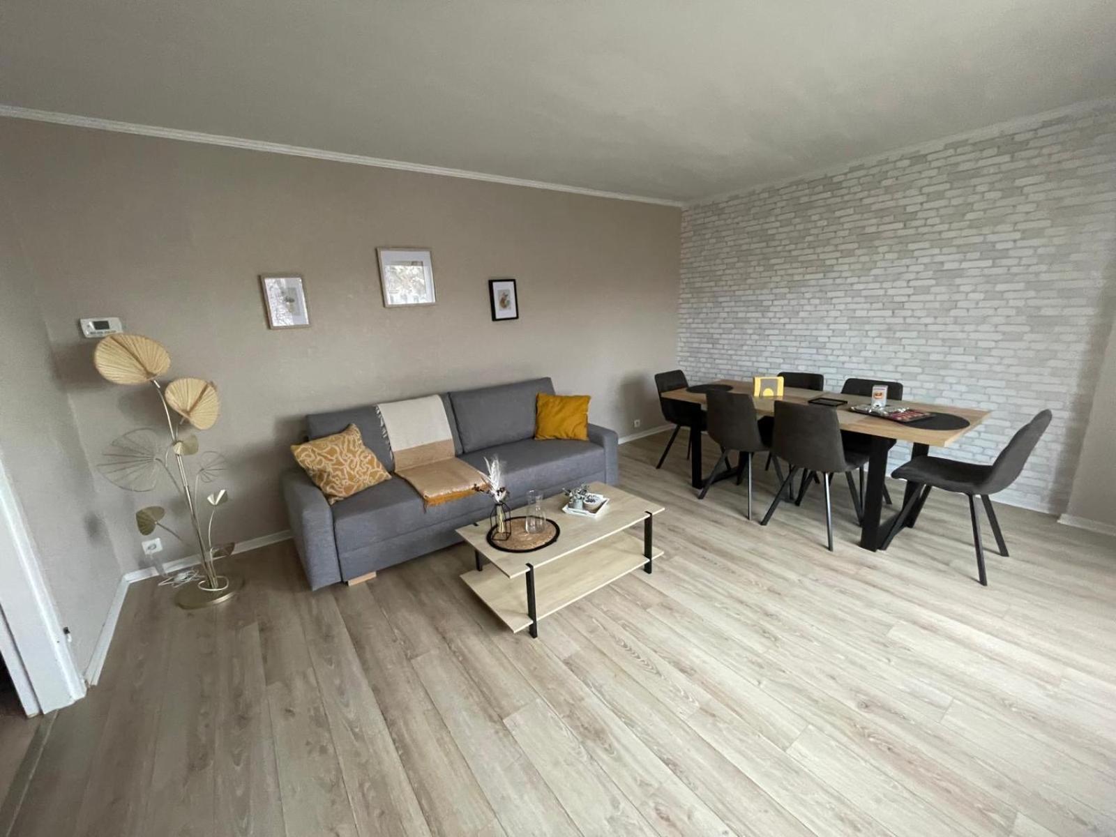 Evry Moon Apartment 70M2 Spacious And Bright Courcouronnes Kültér fotó